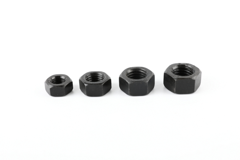 Tuercas hexagonales DIN934 Negras Grado 8 