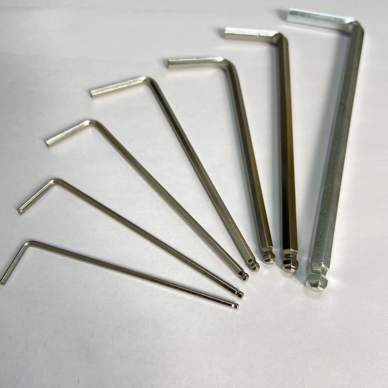 Llave hexagonal en forma de L con extremo esférico extralargo CR-V
